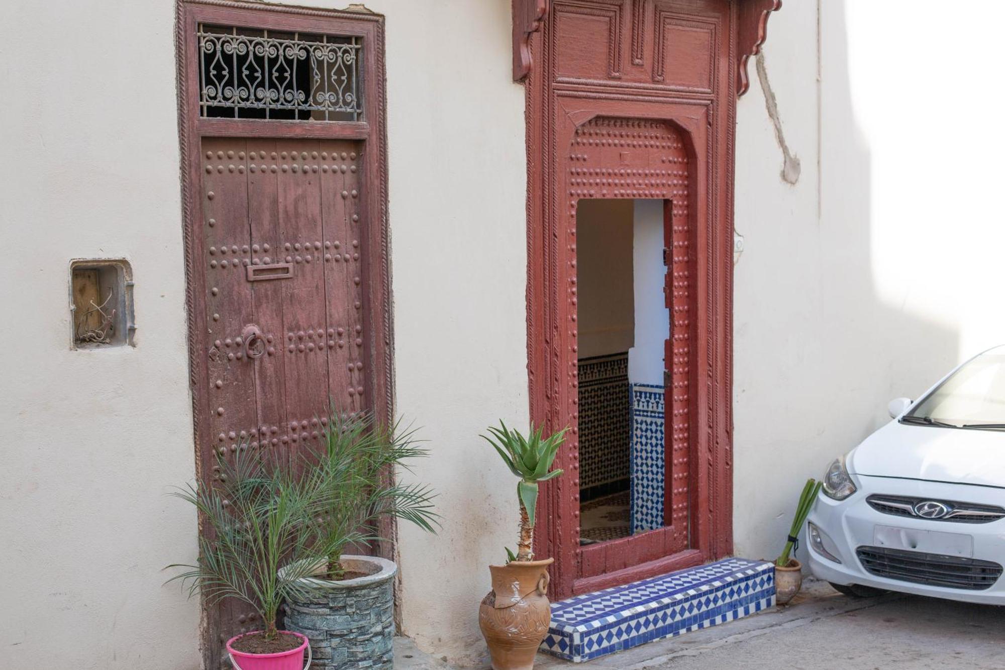 Hello Hotell Fès Exteriör bild